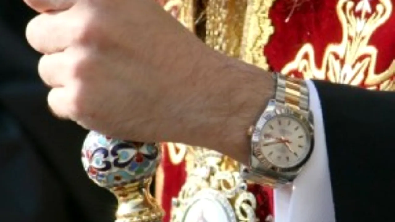 O biserică din Plovdiv nu a reușit să vândă un Rolex, donat de Mitropolitul Nikolai, ce urma să acopere o datorie la electricitate