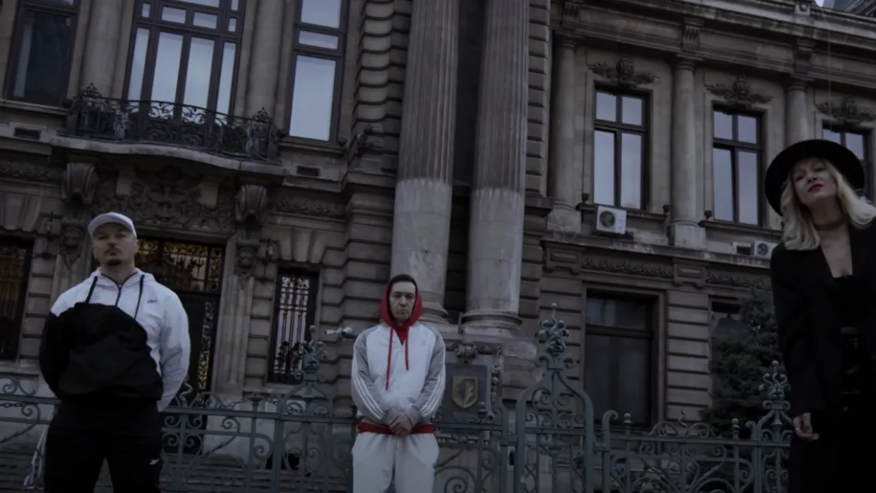 Schimb de replici între formația La Familia și Oana Pellea: „Nu trebuia să sesizezi poliția. Crezi că poate fi arestată o idee?”