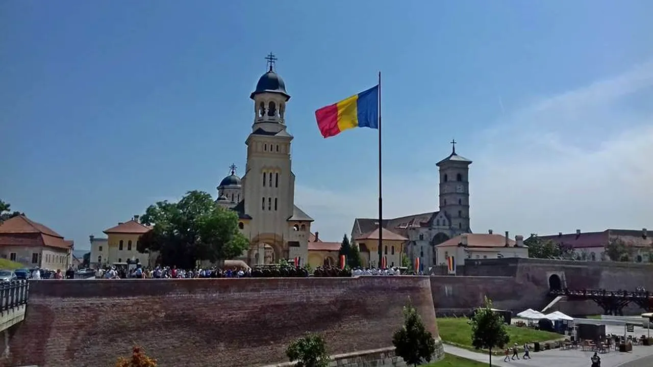 12.000 de lei pentru 3 NOPȚI! 1 Decembrie ARUNCĂ ÎN AER chiriile ultimelor apartamente disponibile în Alba Iulia