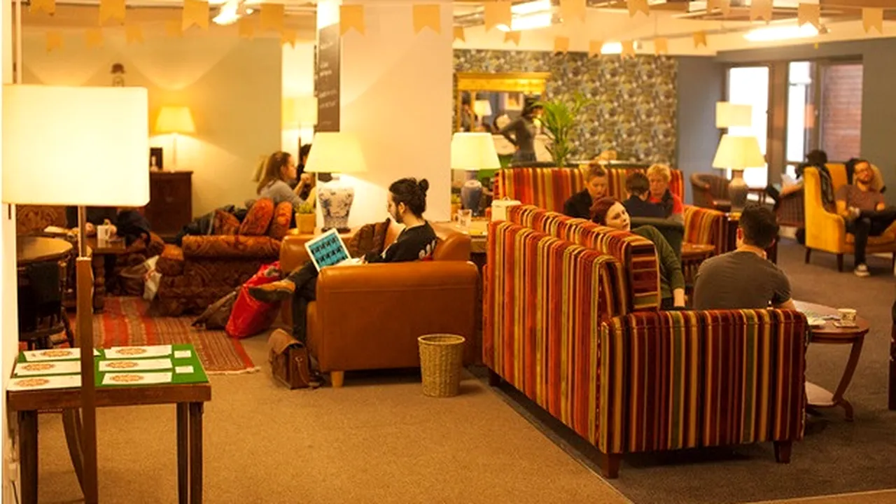 Cafeneaua unde indiferent cât mănânci sau bei, prețul rămâne același