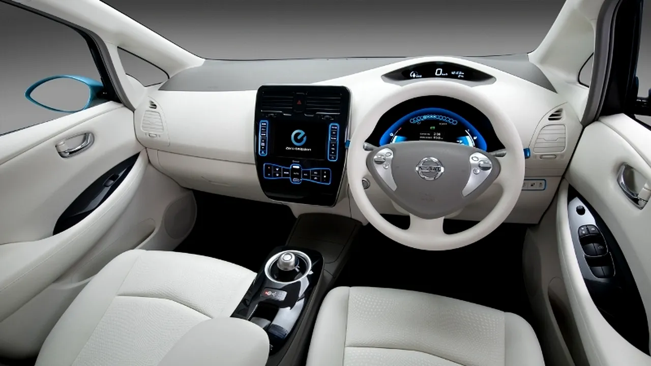 Nissan vrea să introducă pe piață primele mașini autonome, până în 2020