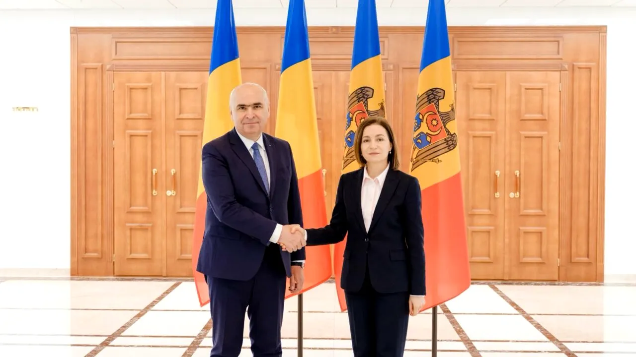 Istoricul bunelor relații dintre Maia Sandu și Ilie Bolojan. Premierul demis a preferat vizita în Moldova în locul CSAT-ului pe drona din Galați