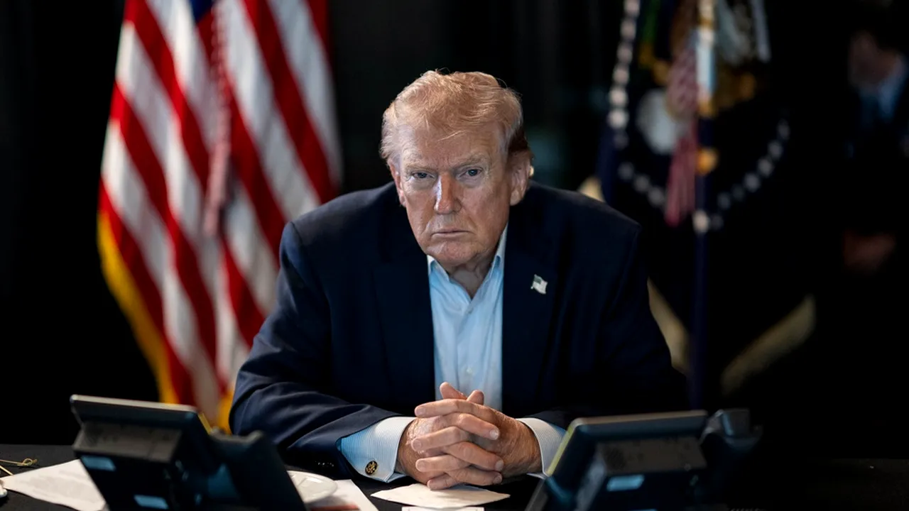 Trump cere benzină la 2,50 dolari pe galon și amenință distribuitorii cu sancțiuni: „Scădeți prețurile imediat sau vor fi probleme”