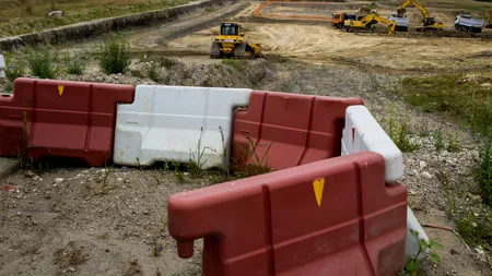 SINGURA țară europeană care nu a construit NICI UN METRU de autostradă ÎN 10 ANI. Cum a ajuns (din nou) România CODAȘA Europei