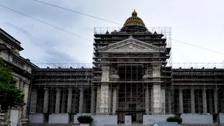 Palatul de Justiție de la Bruxelles, evacuat în urma unei alerte cu bombă. Alerta a fost falsă