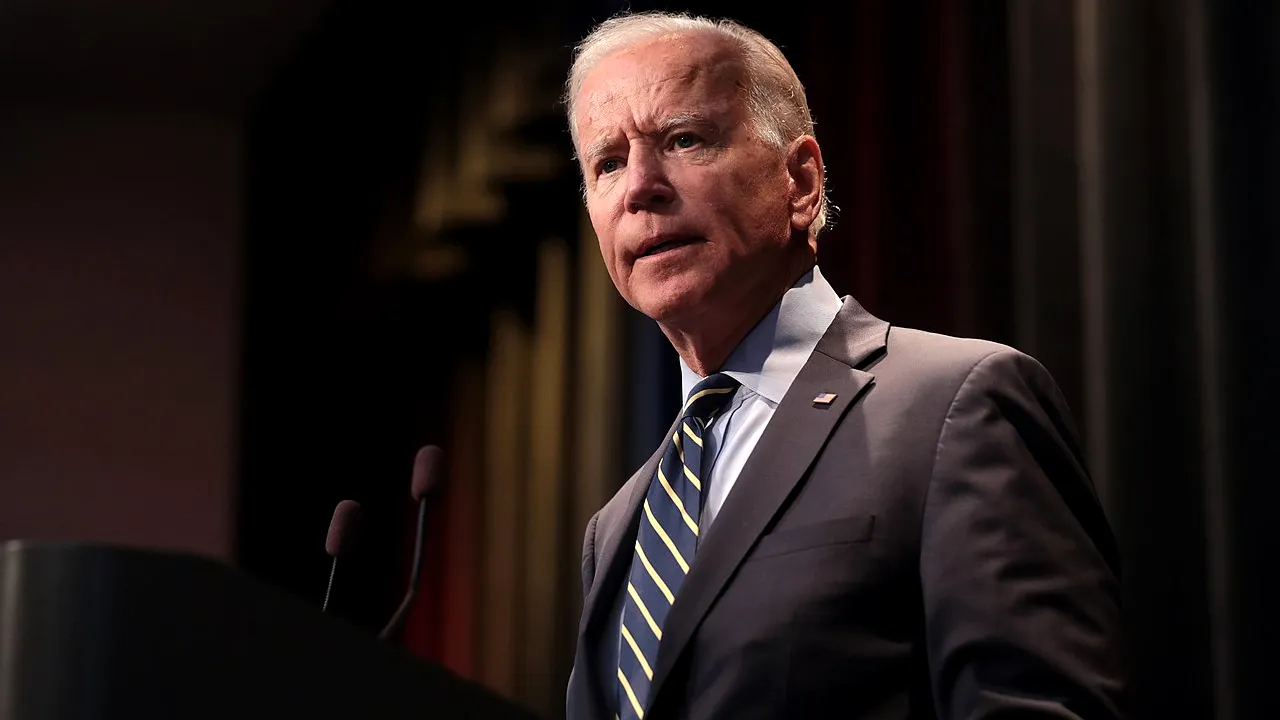 Joe Biden cere serviciilor secrete americane să investigheze originea Covid-19