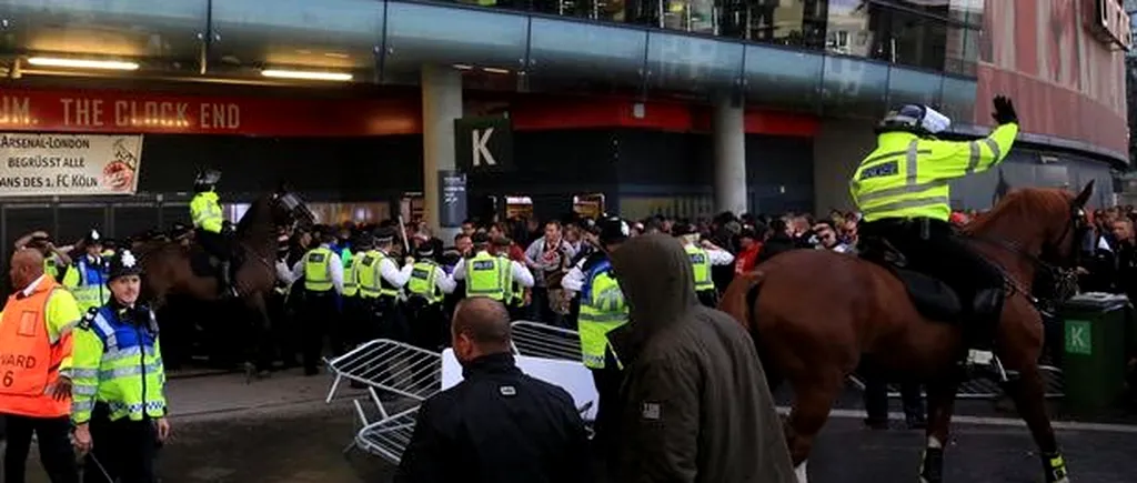 20.000 de fani germani au vrut să intre cu forța pe stadion la meciul Arsenal - FC Koln. Decizie drastică luată de londonezi. VIDEO