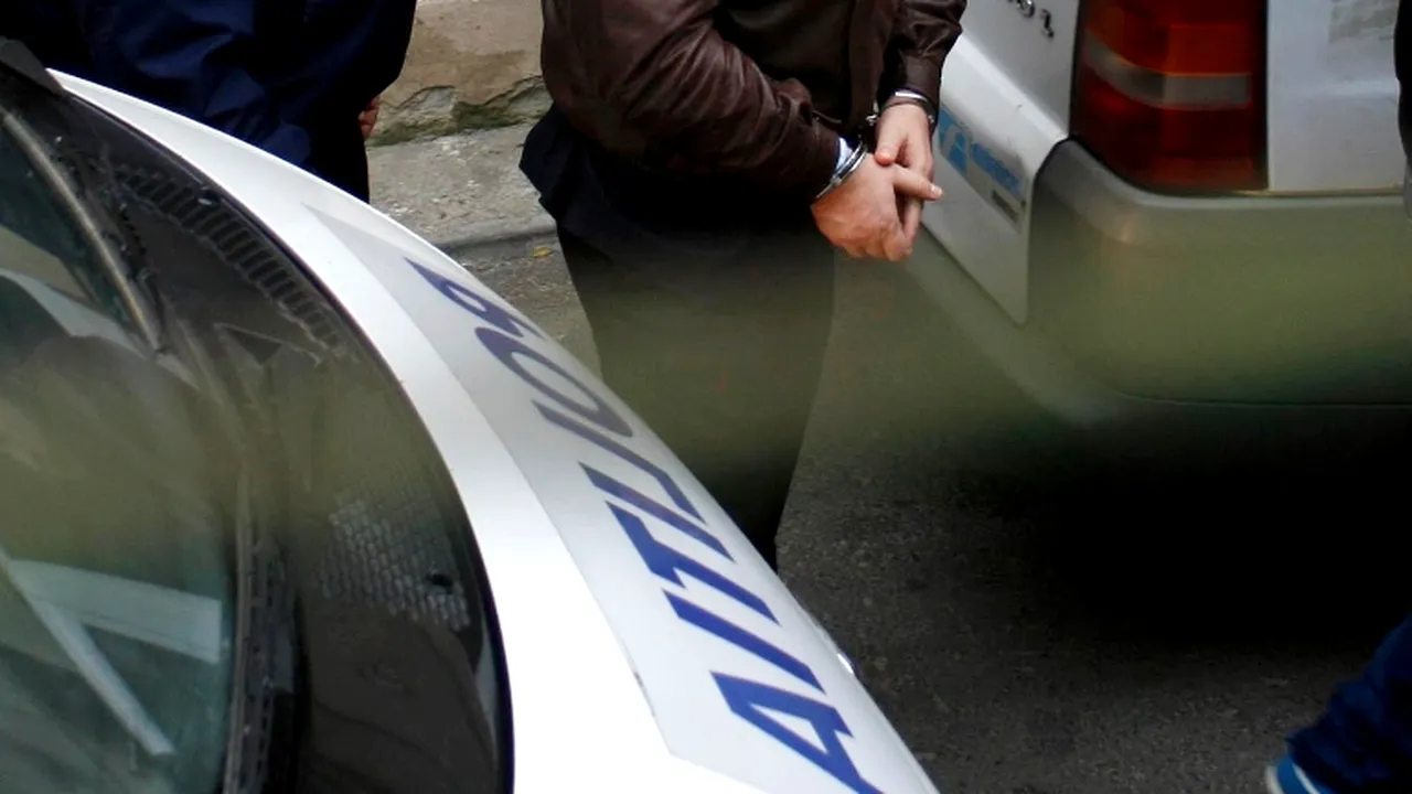 Dâmbovițean cercetat pentru viol și incest după ce a întreținut relații sexuale cu fiica sa minoră