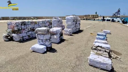 Cocaină în valoare de peste 850 de milioane de euro, capturată în Sicilia. Drogurile veneau din America de Sud