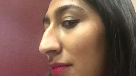 Mulți amatori de selfie-uri au observat acest detaliu. De vină sunt lentilele camerei foto de pe smartphone