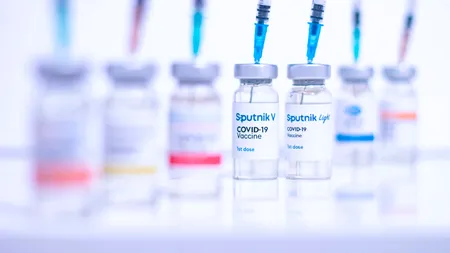 „O variantă vie” a virusului care provoacă răceala, găsită în vaccinul rusesc anti-COVID-19 Sputnik V