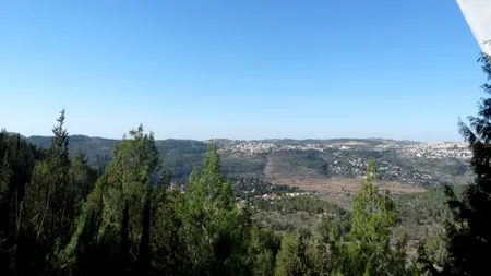 Consilierii lui Iohannis l-au trecut în neființă pe Shimon Peres