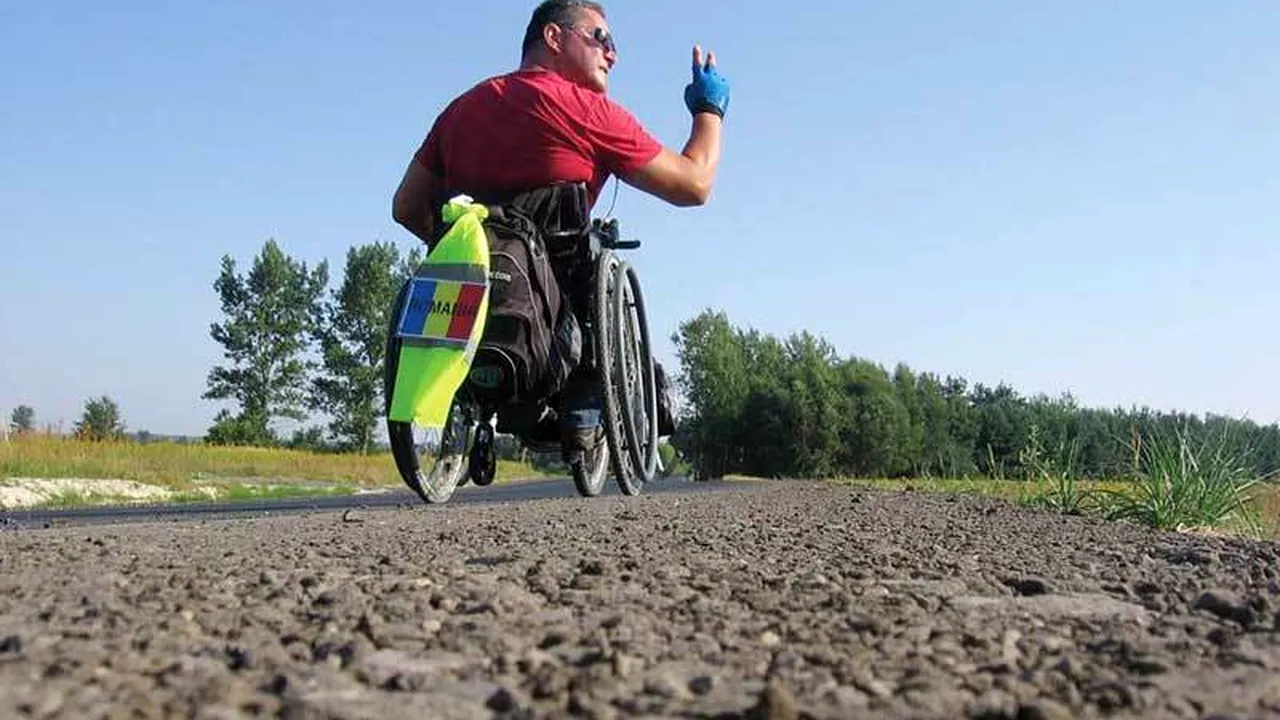 BICICLEȘTI. Născut învingător. Exemplu de curaj și voință: un om care nu a știut niciodată cum e să umbli a străbătut întreaga lume în scaunul cu rotile