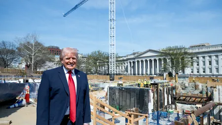 Sala de bal a lui Trump a primit „undă verde” pe hârtie, dar instanța spune „stop”. Ce se întâmplă acum în cazul proiectului grandios de la Casa Albă