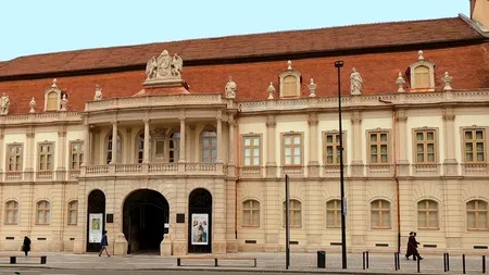 Muzeul de Artă din Cluj rămâne fără trei sferturi din Palatul Bánffy. „Statul a pierdut cea mai importantă clădire în stil baroc din Europa Centrală. S-a renunțat suspect de ușor”