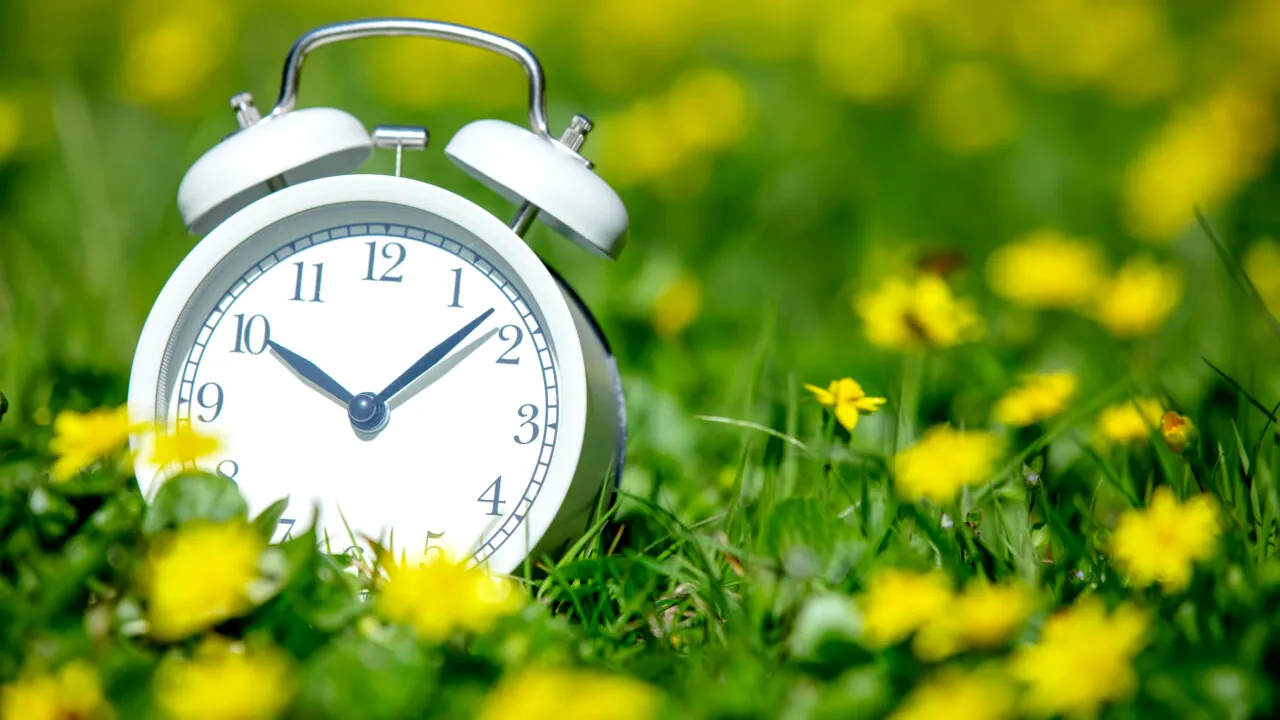 Ora de vară 2025. Când are loc tranziția și ce se întâmplă în organism, potrivit unui medic atestat în somnologie