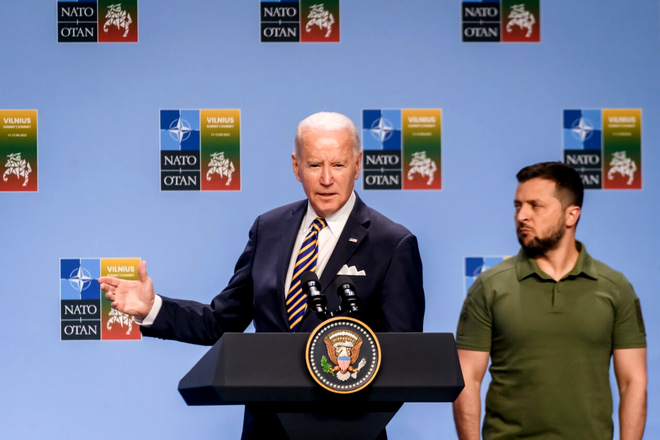 În ciuda ajutoarelor militare și financiare costisitoare, Biden nu a putut asigura victoria Ucrainei în războiul pentru recuperarea Crimeii și Donbasului. Sursa Foto: Shutterstock