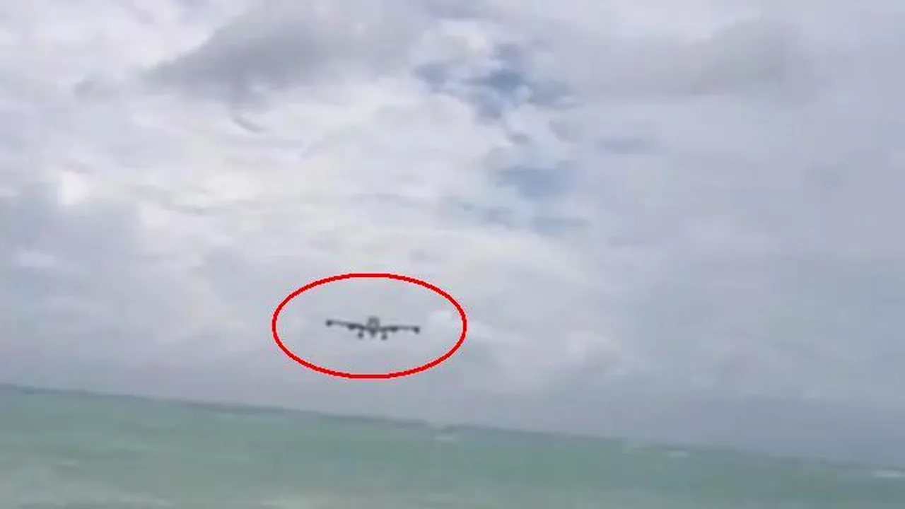 Un avion Air France era cât pe ce să se prăbușească din cauza uraganului Isaac. VIDEO-ul unei aterizări periculoase