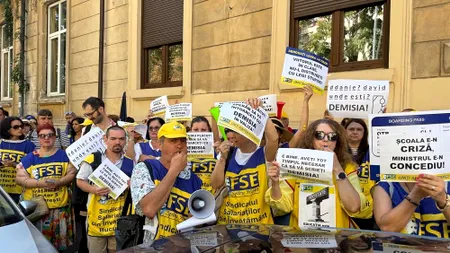 Sindicatele din educație cer partidelor parlamentare să respingă noua lege a salarizării