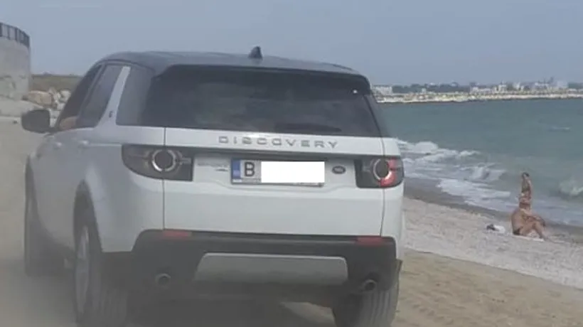 Imagini de necrezut pe o plajă din Constanța. A intrat cu mașina pe plajă, printre copii - FOTO