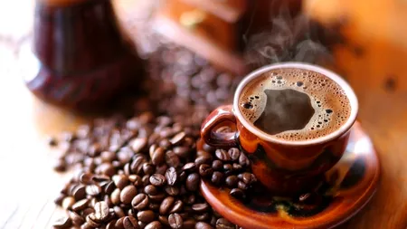 Trei cești de cafea pe zi te ajută să trăiești mai mult
