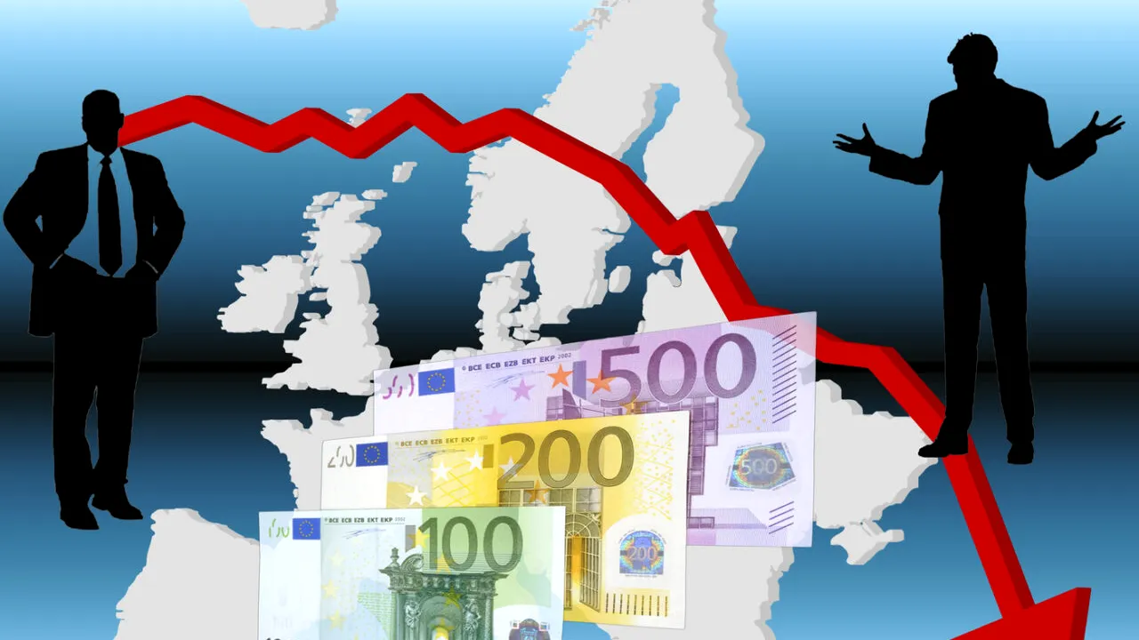 BCE va menține politica monetară STRICTĂ ”cât va fi necesar”, în contextul tarifelor serviciilor și datelor despre salarii