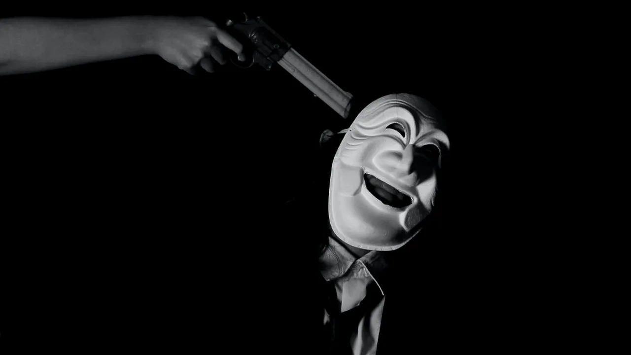 EXECUȚIE COMANDATĂ. Afacerist împușcat în cap lângă casă. Crima ar fi fost comisă de doi asasini plătiți