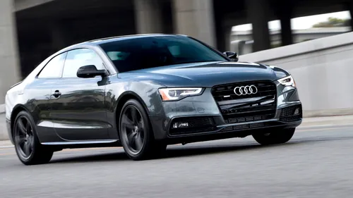 Aproape 1,2 milioane de mașini Audi, chemate în service. Lista modelelor care pot lua foc oricând