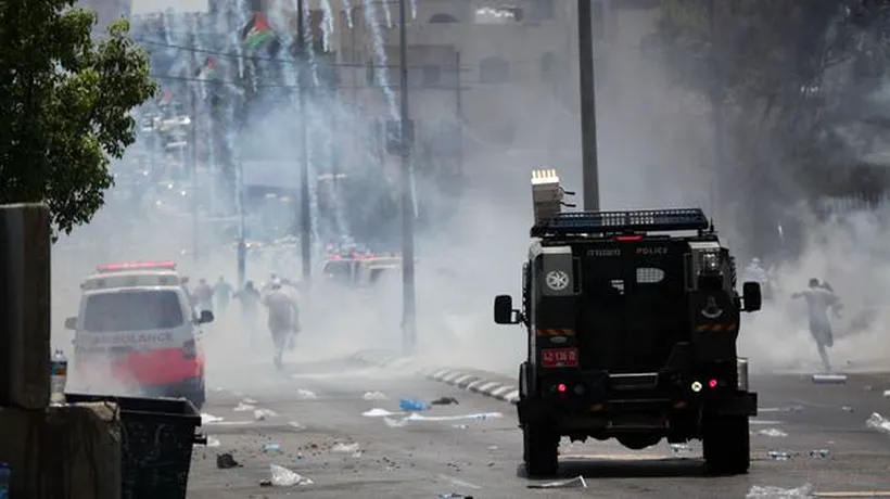Tensiuni în creștere în Cisiordania. Cel puțin doi morți și 300 de răniți în timpul protestelor