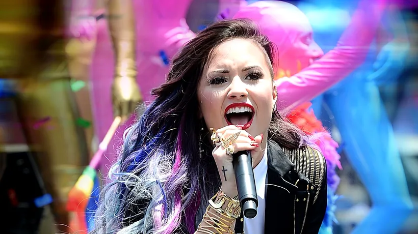 Cântăreața Demi Lovato declară RĂZBOI dependenței de DROGURI. Artista a vrut să se SINUCIDĂ încă de la vârsta de șapte ani