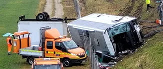 VIDEO | Un pasager român, care a supraviețuit accidentului de autocar din Slovenia, a spus ce făcea șoferul înainte de tragedie. „Două secunde a durat totul”