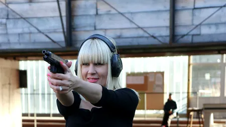 Elena Udrea atacă un europarlamentar:  Să ai tupeul să mergi cu un discurs așa-zis anticorupție și pro Kovesi, arată mare ipocrizie 