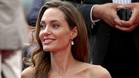 Angelina Jolie, apariție în public la câteva luni de la operația de mastectomie