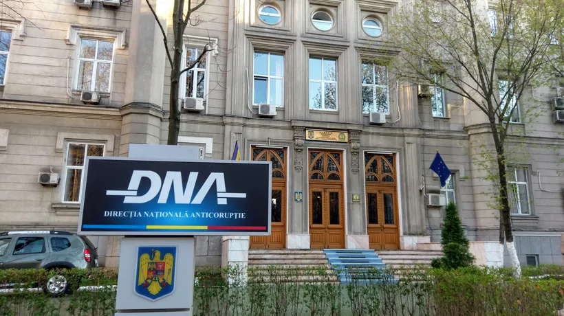 Directorul Direcției Vamale București, REȚINUT de procurorii DNA!