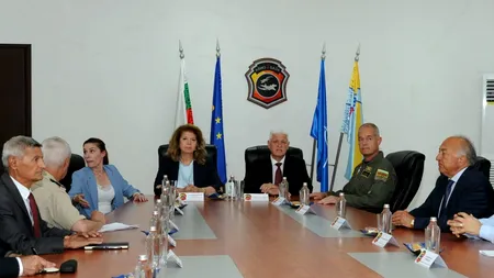 Bulgaria mobilizează elicoptere și avioane Su-25 în căutarea supraviețuitorilor navelor din Marea Neagră. Câte persoane au fost salvate până acum