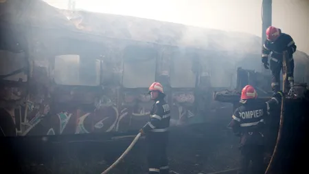 Iași: Incendiu la locomotiva unui tren; cei 150 de călători, evacuați fără a exista victime 