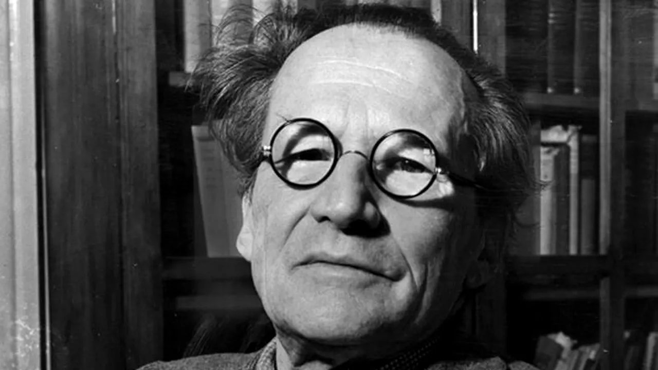 Erwin Schrodinger, omagiat de Google. Fizicianul și pisica lui, într-un Doodle care marchează la 126 de ani de la nașterea sa