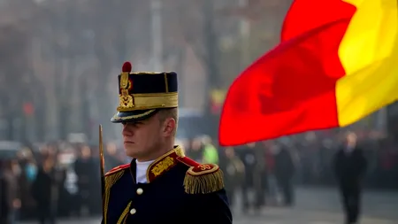 Băsescu merge la parada de 1 Decembrie. 