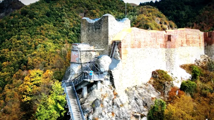 O locație istorică și BÂNTUITĂ din România va primi turiști din luna ianuarie. Va concura cu celebrul Castel Bran