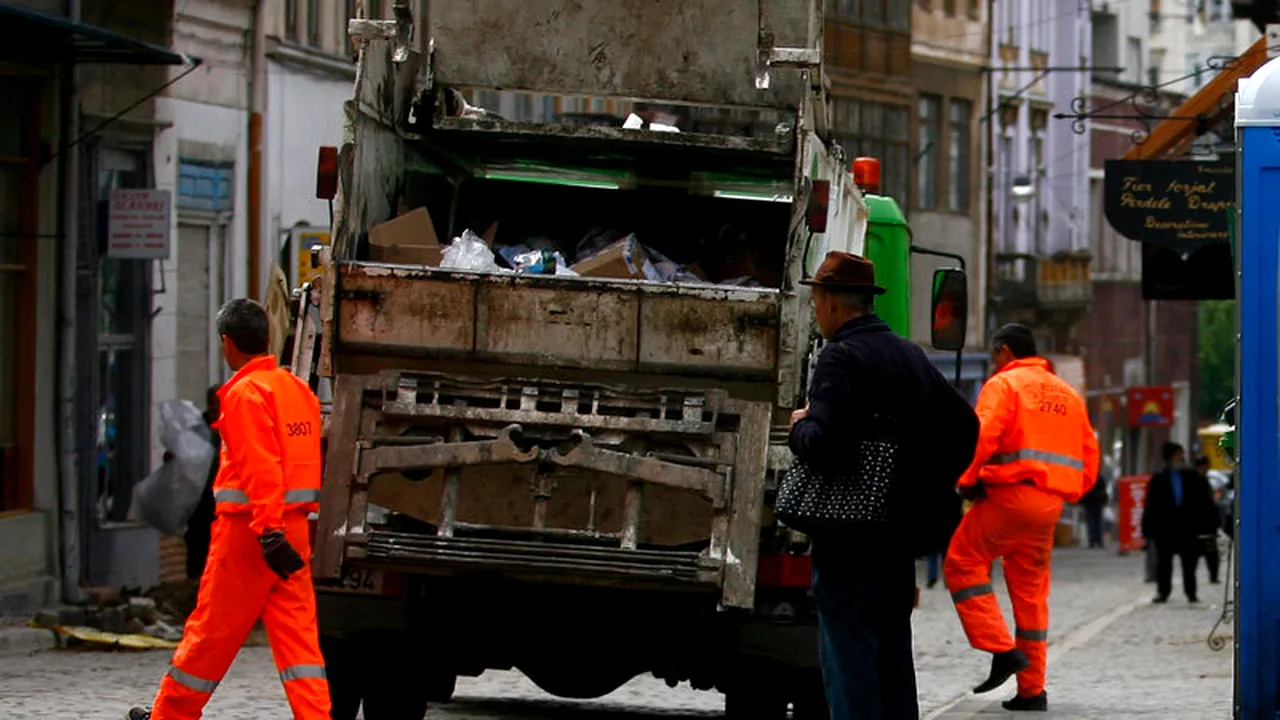 Rareș Mănescu: Societatea Urban nu a ridicat gunoiul din mai multe zone din sectorul 6. Analizăm dacă respectă contractul