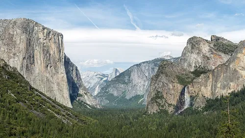 Un turist român, mort în urma unui accident petrecut în Parcul Național Yosemite din SUA