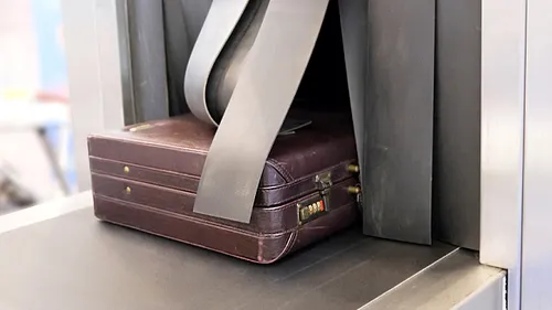 Ce se întâmplă cu bagajul tău după ce faci check in-ul la aeroport