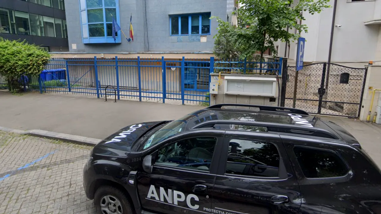 CONTROALE ANPC de amploare la AZILELE pentru vârstnici. Imagini șocante cu bătrâni mutați, prin ger, dintr-un centru fără autorizație