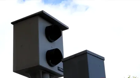 Sunt schimbări MAJORE la amenzile auto luate în străinătate. Ce trebuie să știe șoferii români