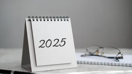 Zile libere 2025. Când pică sărbătorile legale și când vor fi weekenduri prelungite