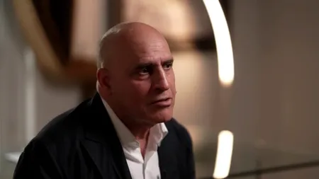 Bărbatul acuzat că l-ar fi ajutat pe Jeffrey Epstein să recruteze femei a fost găsit mort