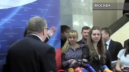 Scandal în Rusia, după ce Vladimir Jirinovski a insultat o jurnalistă însărcinată