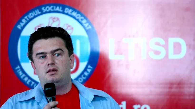 ALEGERI LOCALE 2012. Liderul PSD Suceava, Cătălin Nechifor, a votat la ora 7.00, pentru schimbare și un nou început