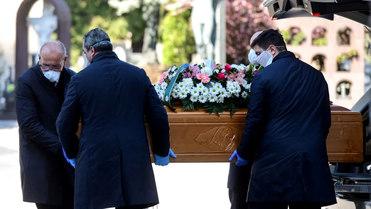 DRAMA unei studente care nu-și poate înmormânta mama. Rebeca a venit recent din Londra și stă în izolare