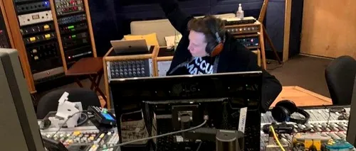 Elon Musk, dezlănțuit într-un studio de înregistrări. Miliardarul a lansat o piesă pe SoundCloud